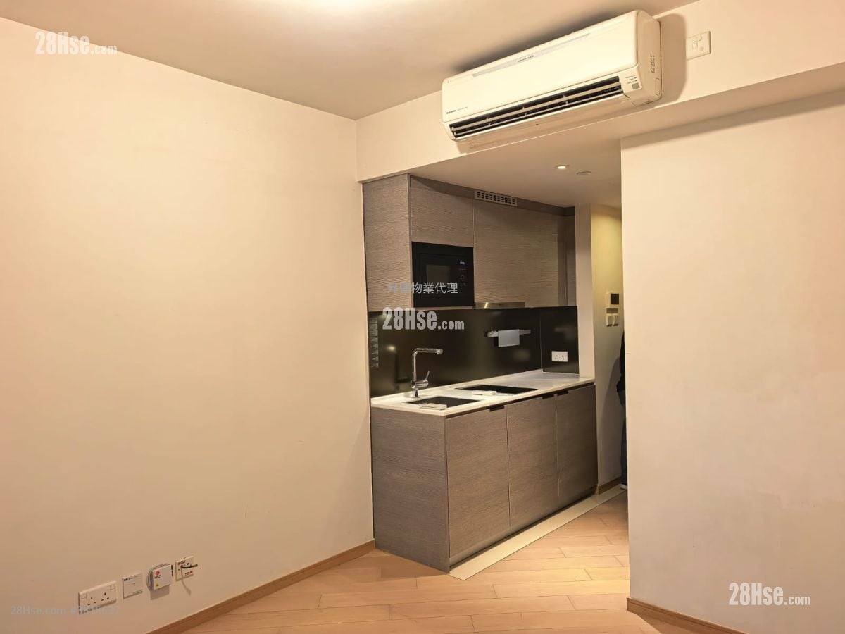 Upper East Rental Studio , 1 Bathroom 216 ft²