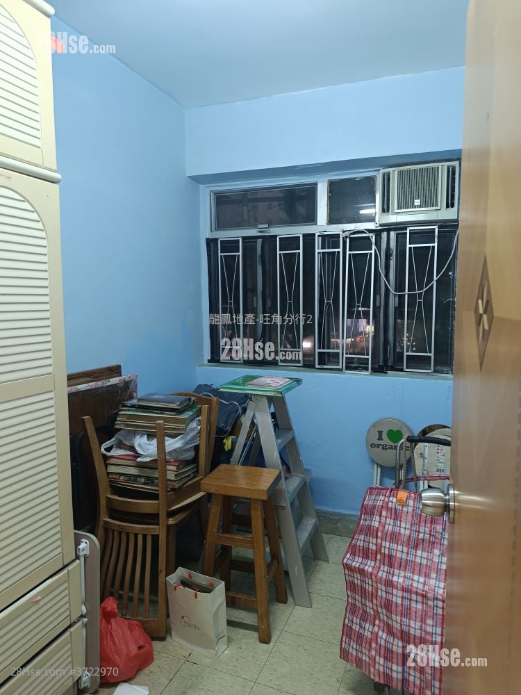 安美大廈 售盤 3 房 , 1 浴室 586 平方呎