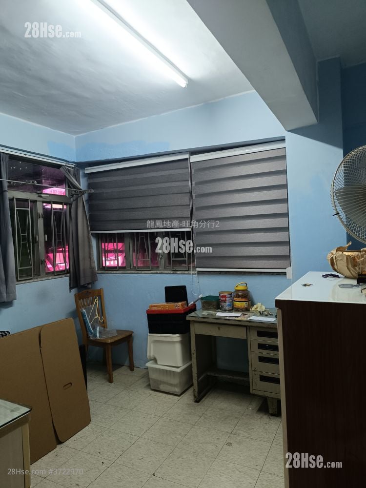 安美大廈 售盤 3 房 , 1 浴室 586 平方呎