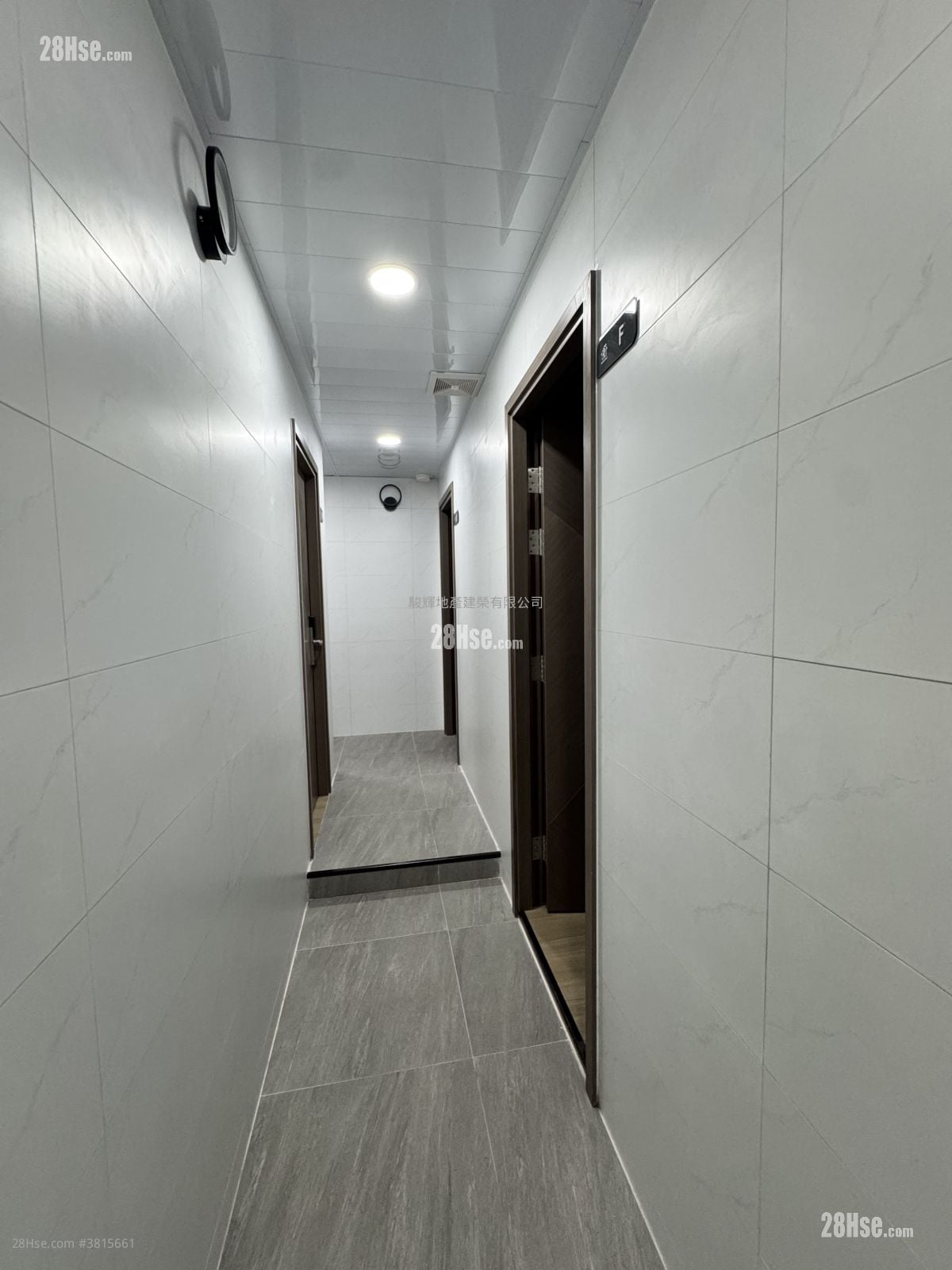 Kai Hing Building Rental Studio , 1 Bathroom 180 ft²