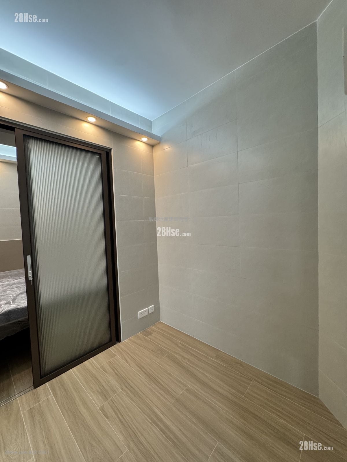 Kai Hing Building Rental Studio , 1 Bathroom 180 ft²