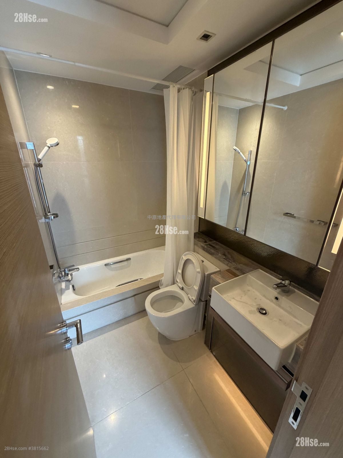 东环 租盘 2 房 , 2 浴室 484 平方尺