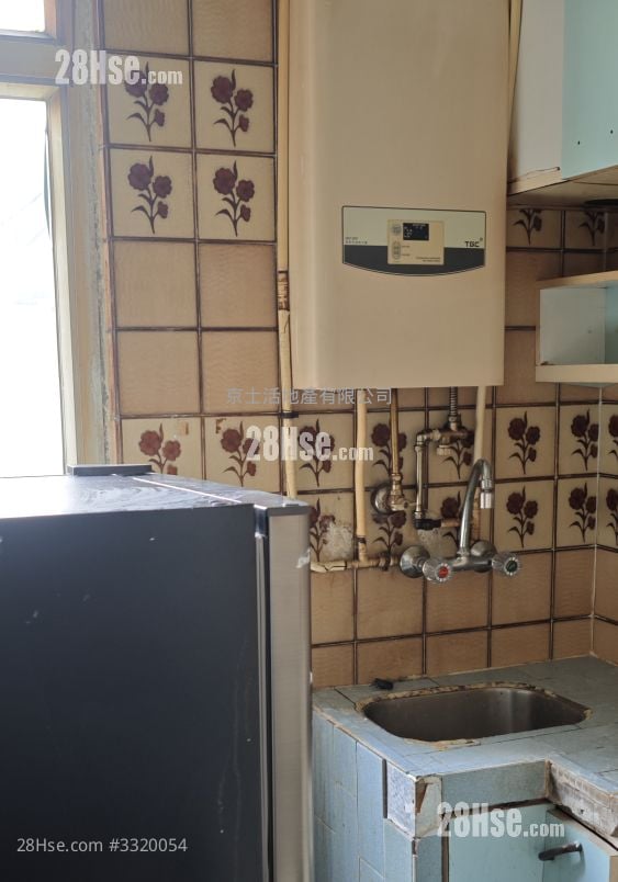 金狮花园 售盘 1 房 , 1 浴室 270 平方尺