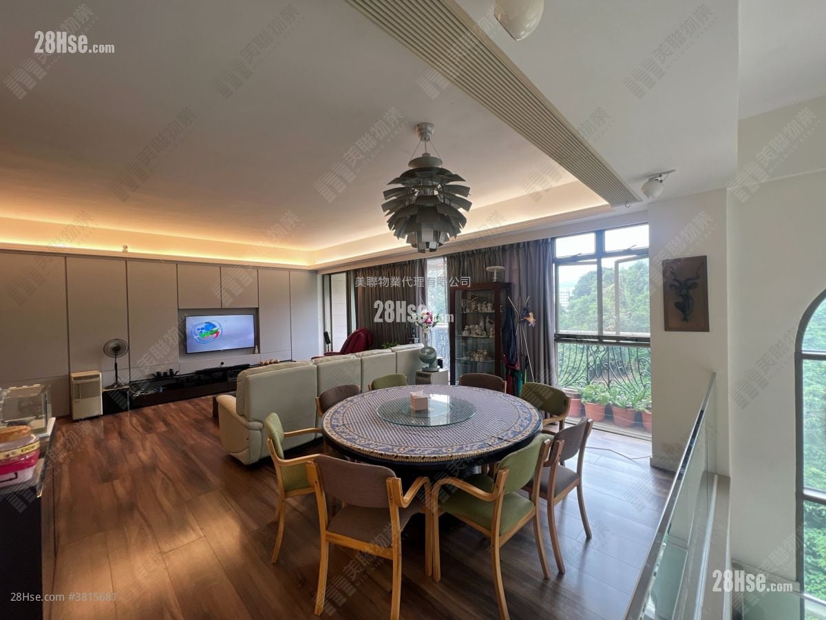 The Great Hill Sell 4 Bedrooms , 3 Bathrooms 2,197 ft²