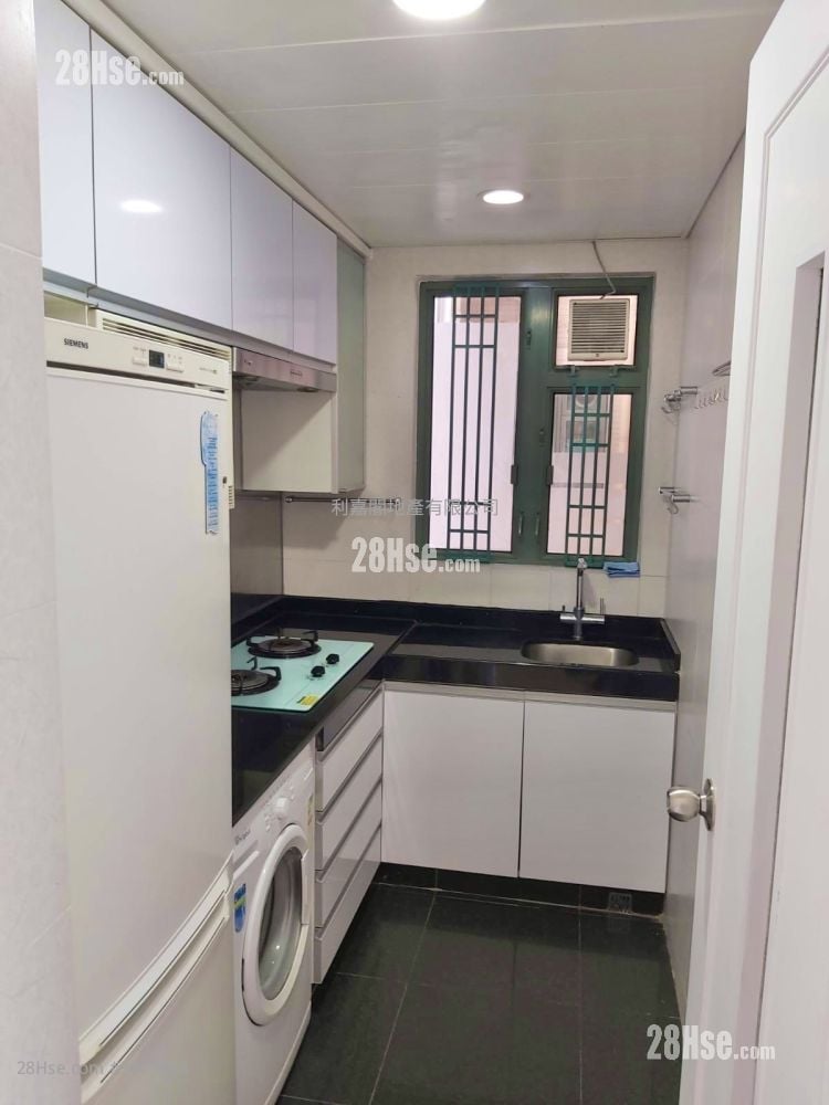 Residence Oasis Rental 2 Bedrooms , 1 Bathroom 488 ft²