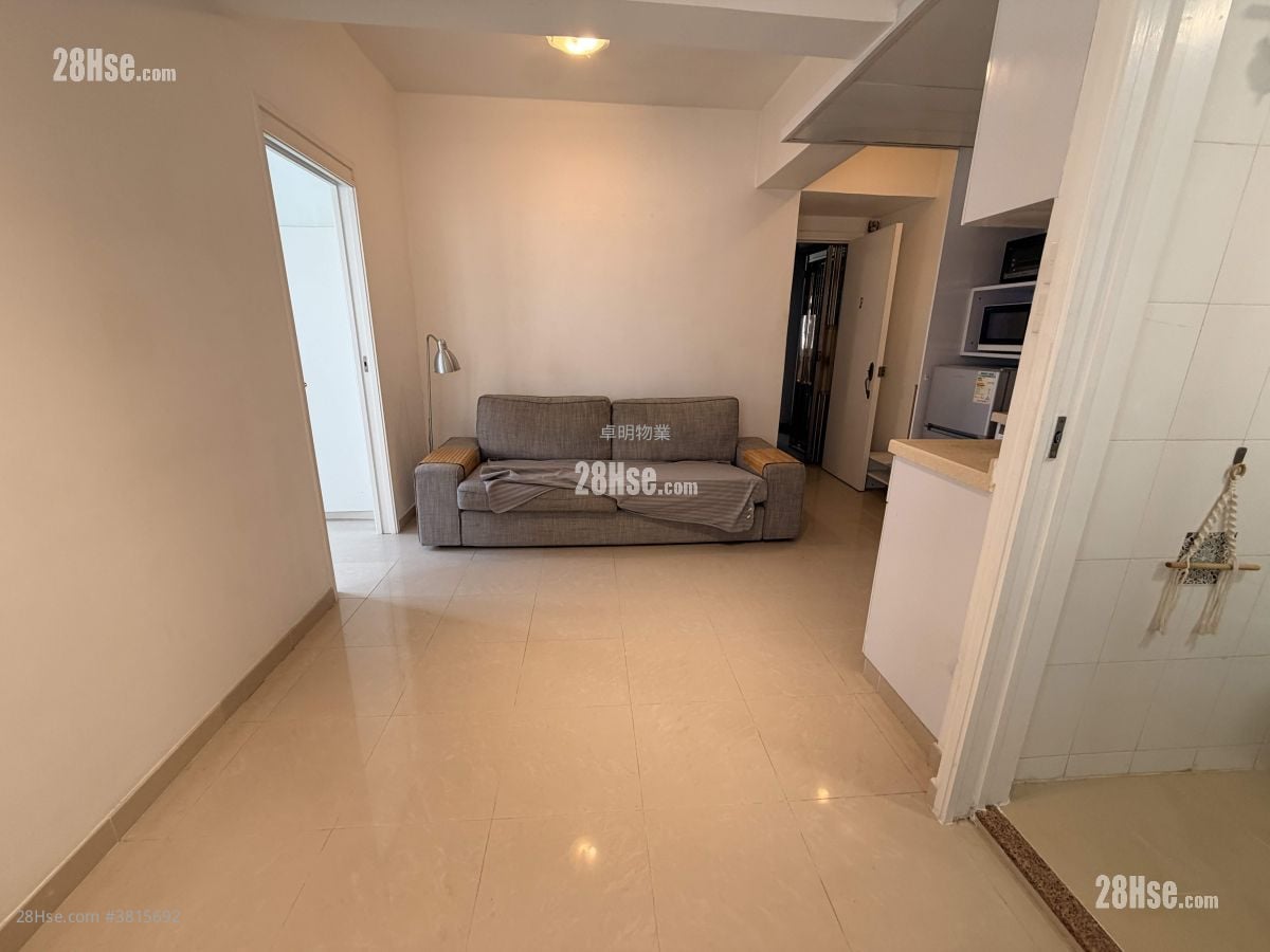 单幢楼房 租盘 1 房 , 1 浴室 307 平方尺