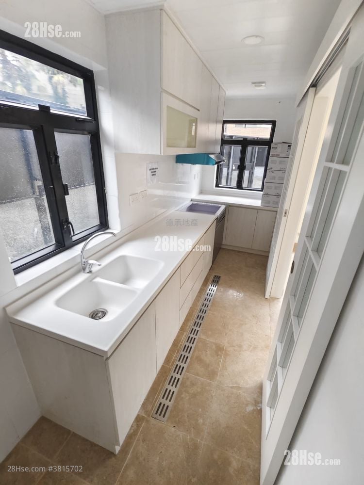 村屋 售盘 5+ 房 , 5+ 浴室