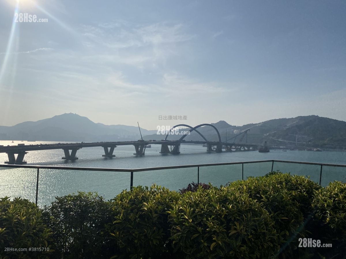 Sea To Sky 售盘 3 房 , 2 浴室 704 平方尺