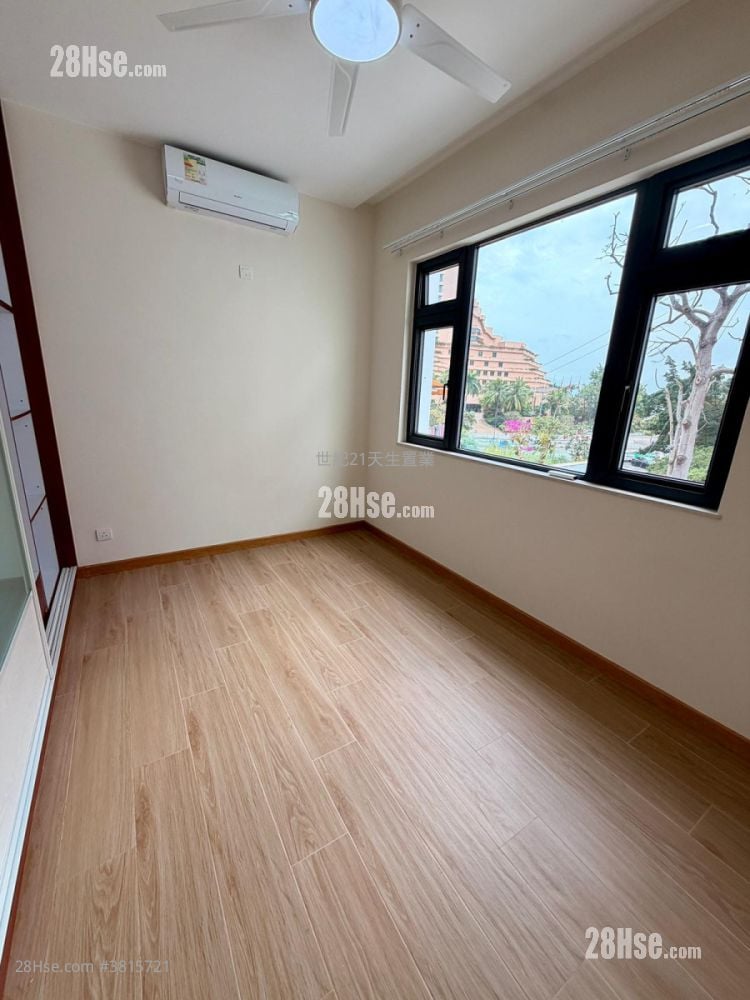 蒙地卡羅別墅 租盤 5+ 房 , 3 浴室 2,044 平方呎