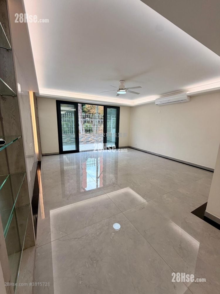 蒙地卡羅別墅 租盤 5+ 房 , 3 浴室 2,044 平方呎