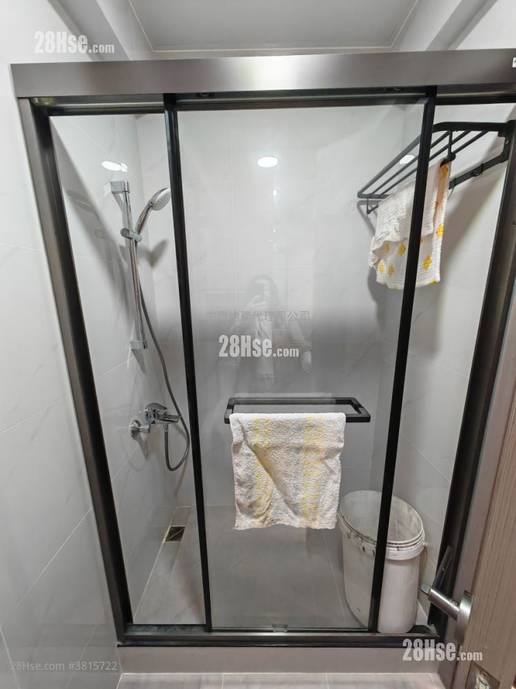 富麗花園 租盤 2 房 , 1 浴室 313 平方呎