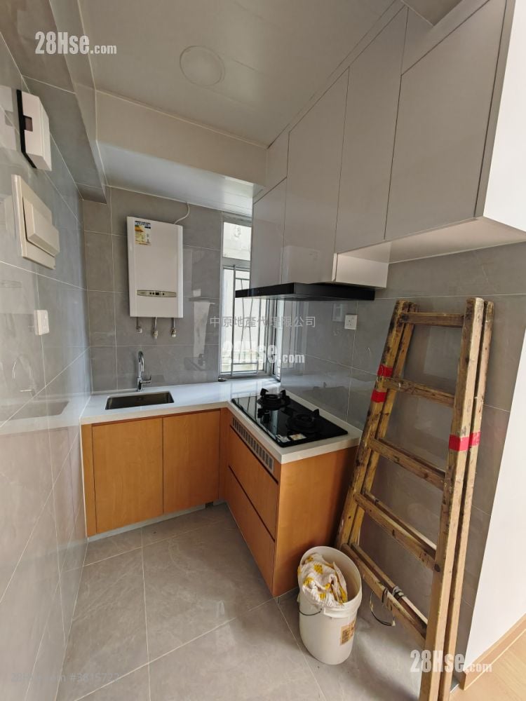 富麗花園 租盤 2 房 , 1 浴室 313 平方呎