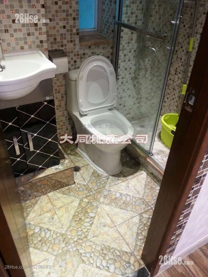 中和楼 租盘 3 房 , 2 浴室 440 平方尺