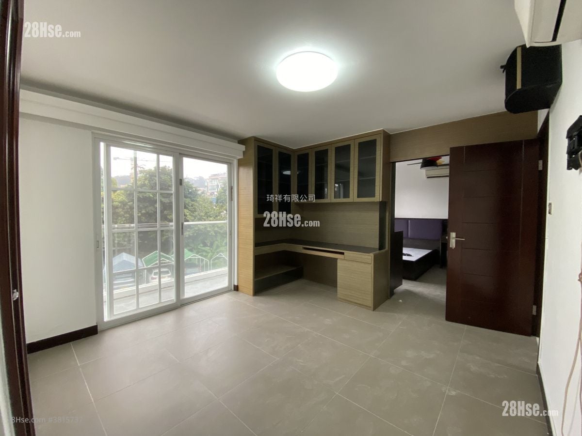 村屋 租盘 1,400 平方尺