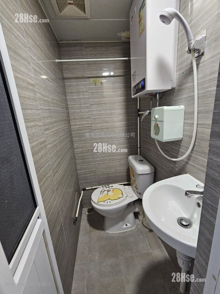 金城大樓 租盤 1 房 , 1 浴室 160 平方呎