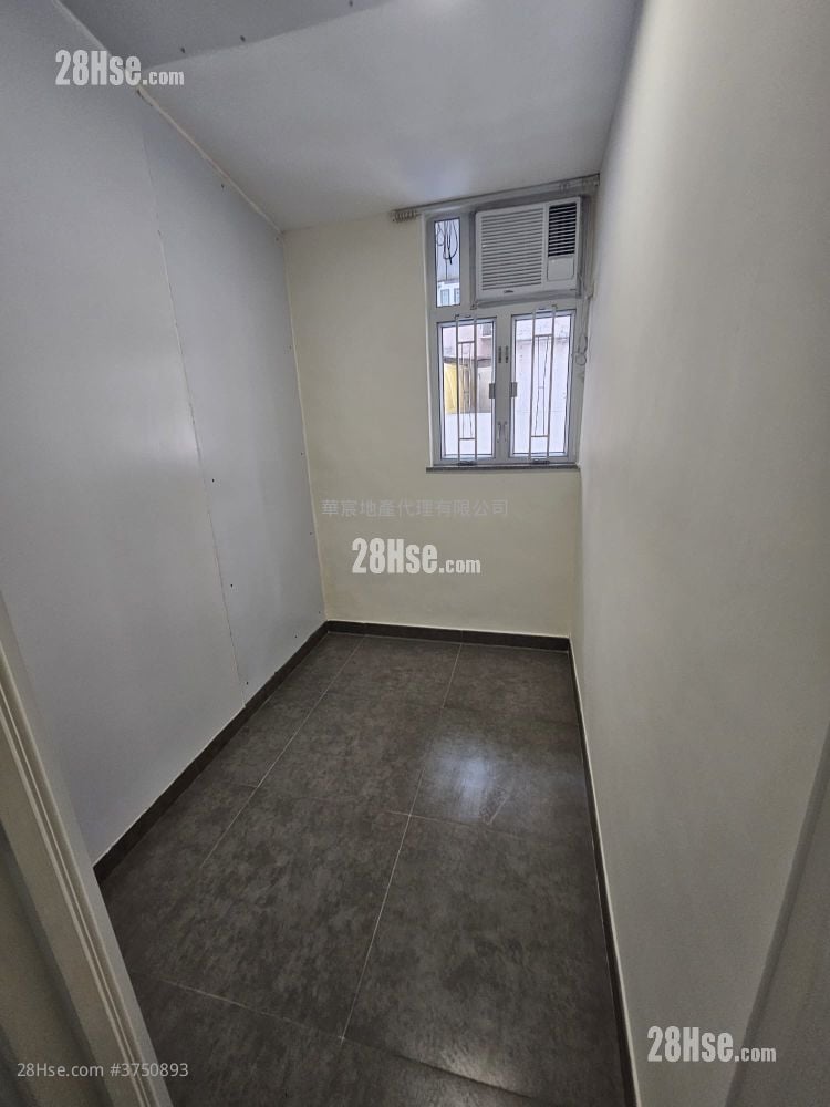 金城大樓 租盤 1 房 , 1 浴室 160 平方呎