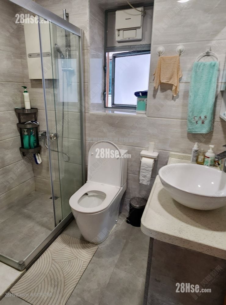 维景湾畔 售盘 2 房 499 平方尺