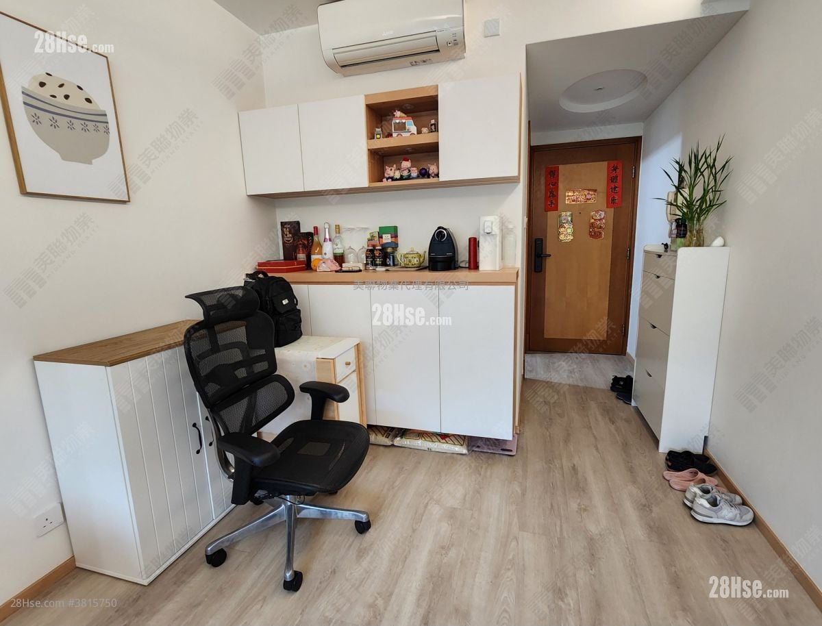 维景湾畔 售盘 2 房 499 平方尺