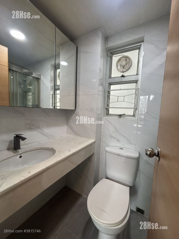 港灣豪庭 租盤 2 房 , 1 浴室 320 平方呎