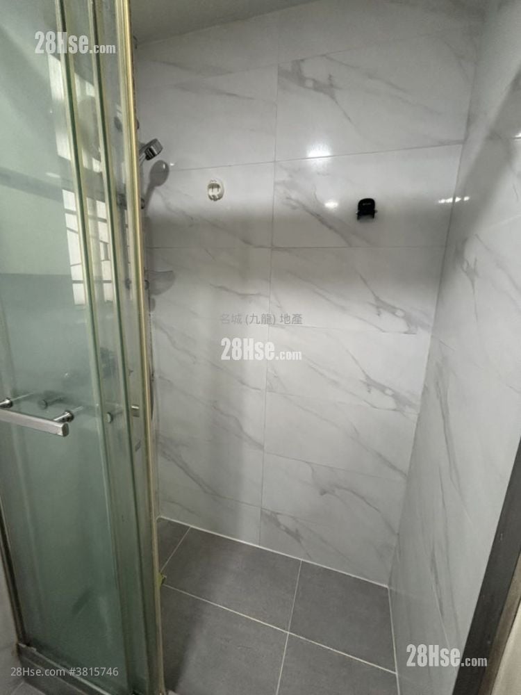 港灣豪庭 租盤 2 房 , 1 浴室 320 平方呎