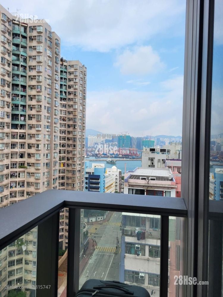 The Vantage Rental Studio , 1 Bathroom 218 ft²