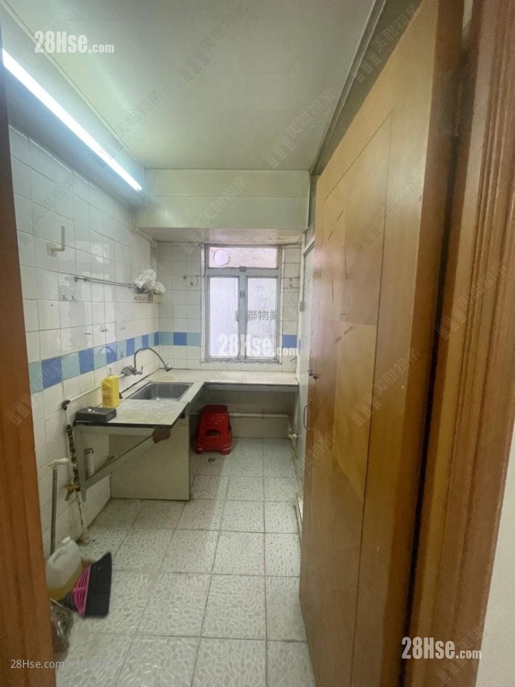 Yuet Loong Mansion Sell 342 ft²