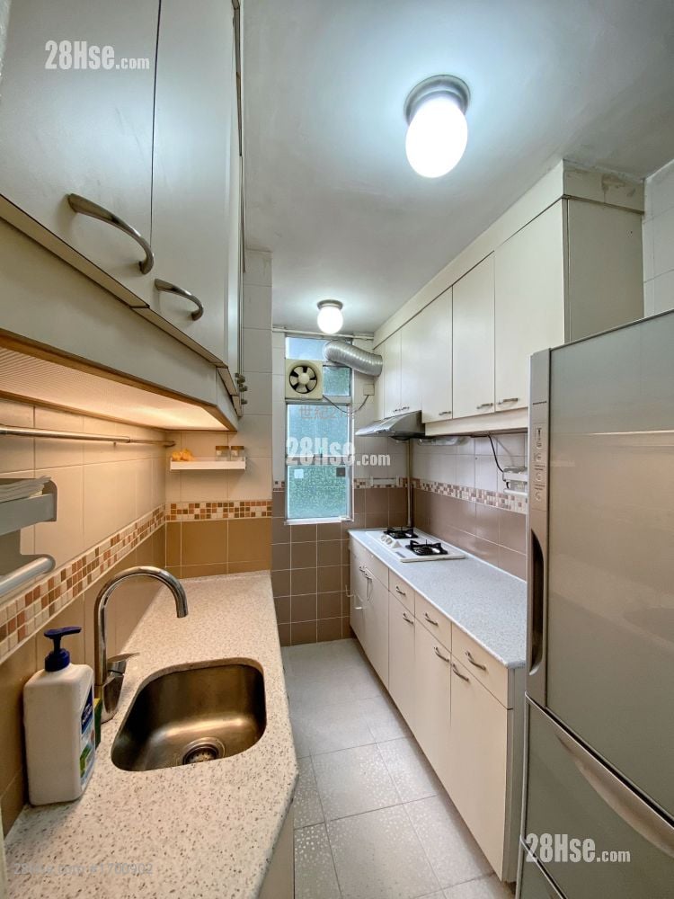 康柏苑 售盤 3 房 , 1 浴室 554 平方呎