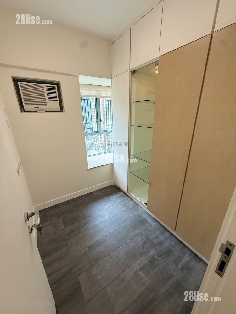 Aquamarine Rental 3 Bedrooms , 1 Bathroom 581 ft²