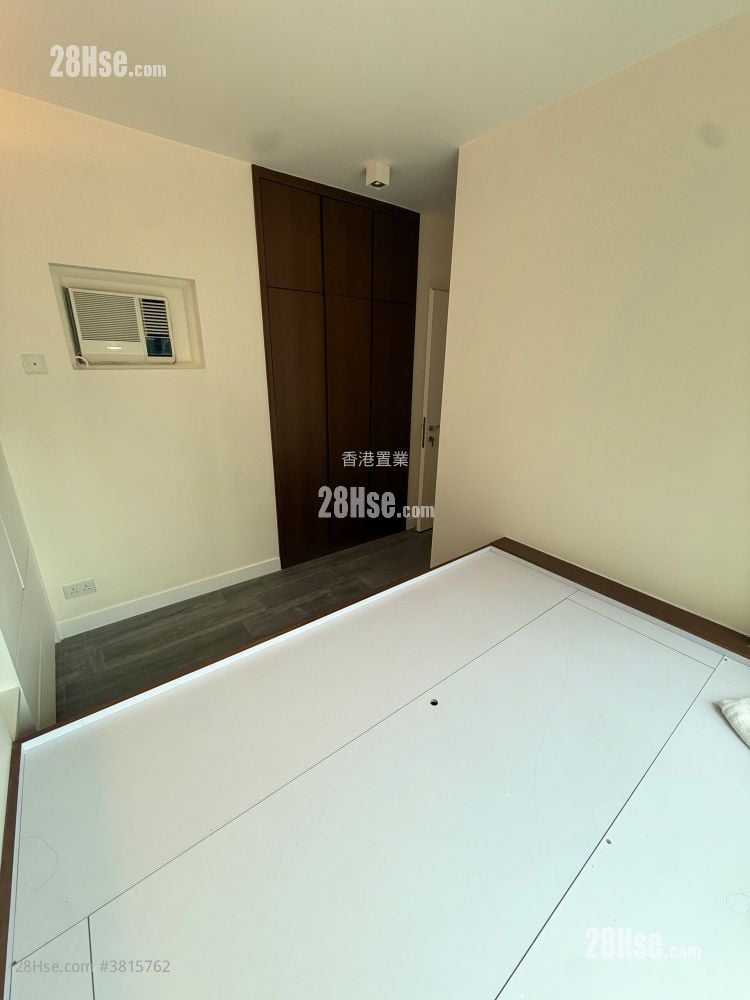 Aquamarine Rental 3 Bedrooms , 1 Bathroom 581 ft²