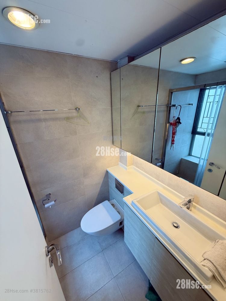 Aquamarine Rental 3 Bedrooms , 1 Bathroom 581 ft²