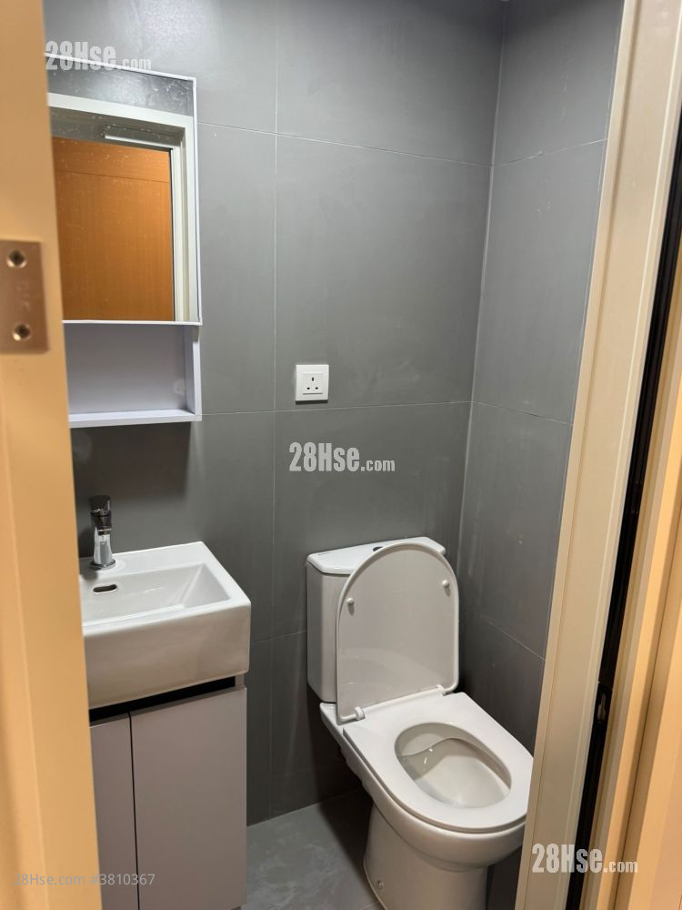 208 Kowloon City Road Rental 2 Bedrooms , 1 Bathroom 300 ft²