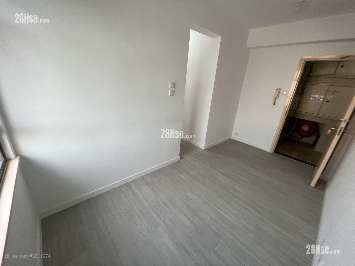 Apartment Rental 2 Bedrooms , 1 Bathroom 290 ft²