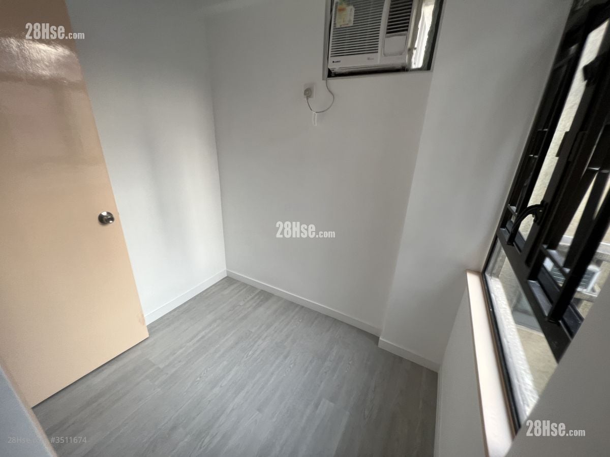 Apartment Rental 2 Bedrooms , 1 Bathroom 290 ft²