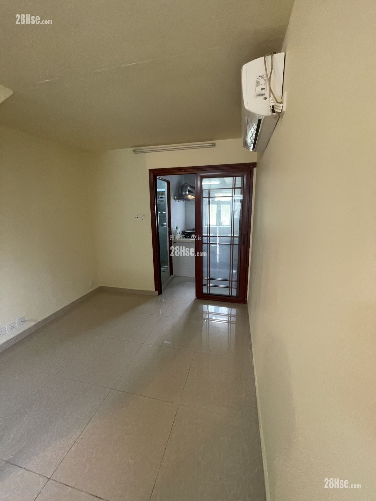 新屋仔村 售盤 2 房 , 1 浴室 280 平方呎