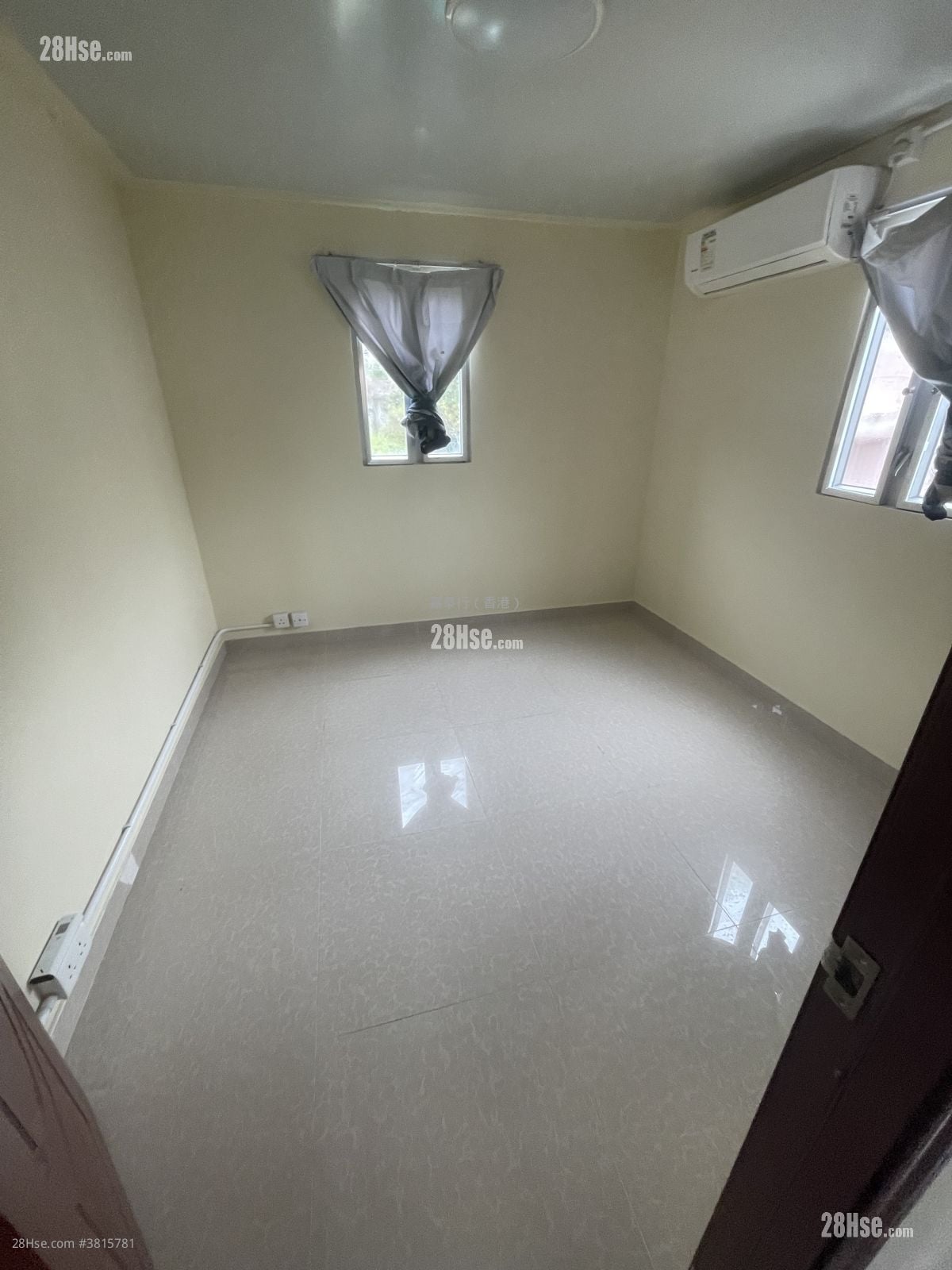 新屋仔村 售盤 2 房 , 1 浴室 280 平方呎