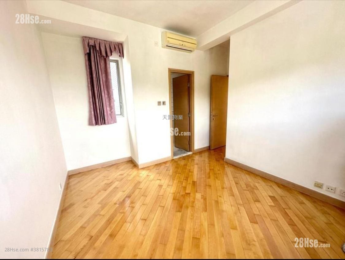 Greenview Rental 4 Bedrooms , 3 Bathrooms 872 ft²