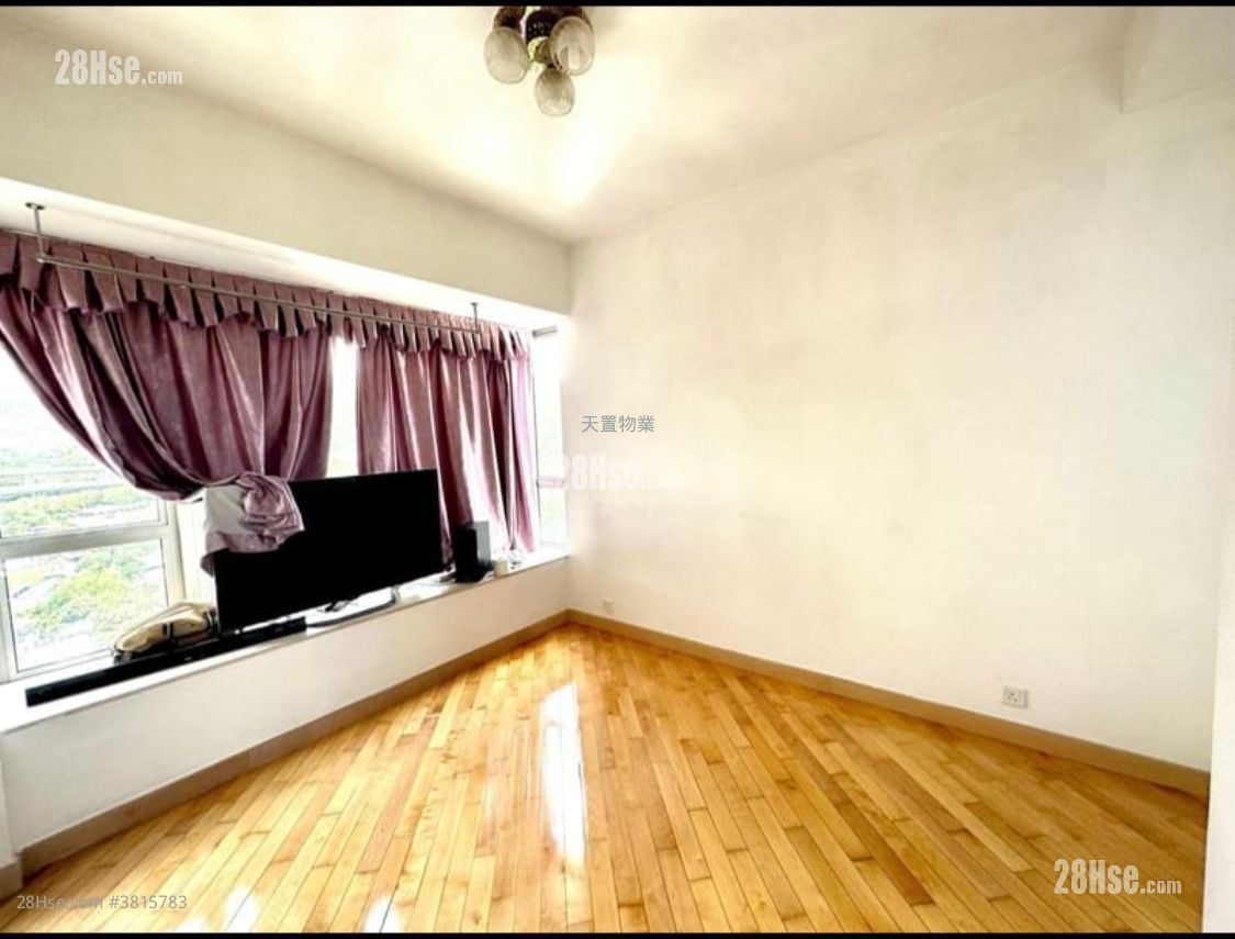 Greenview Rental 4 Bedrooms , 3 Bathrooms 872 ft²