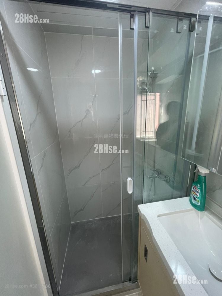 建安大廈 售盤 2 房 , 1 浴室 319 平方呎