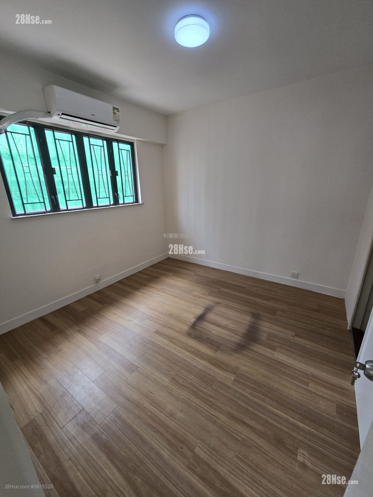 Ho On Mansion Sell 3 Bedrooms , 2 Bathrooms 753 ft²