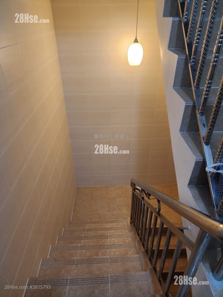 新屋仔村 租盘 4 房 , 2 浴室 1,200 平方尺