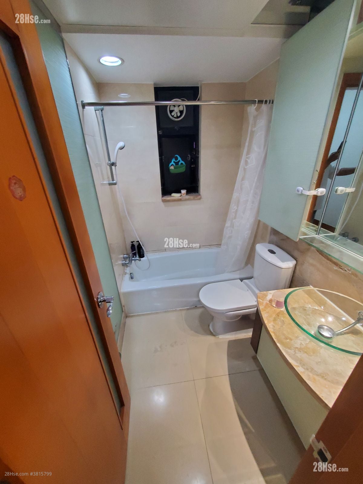 Chelsea Court Sell 3 Bedrooms , 2 Bathrooms 644 ft²