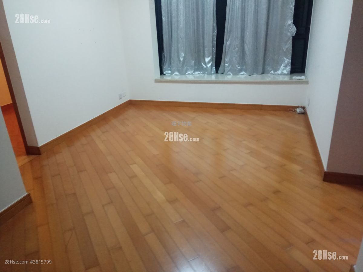 Chelsea Court Sell 3 Bedrooms , 2 Bathrooms 644 ft²