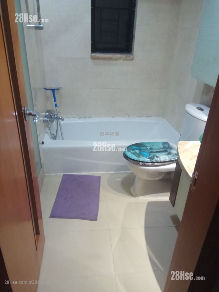 Chelsea Court Sell 3 Bedrooms , 2 Bathrooms 644 ft²