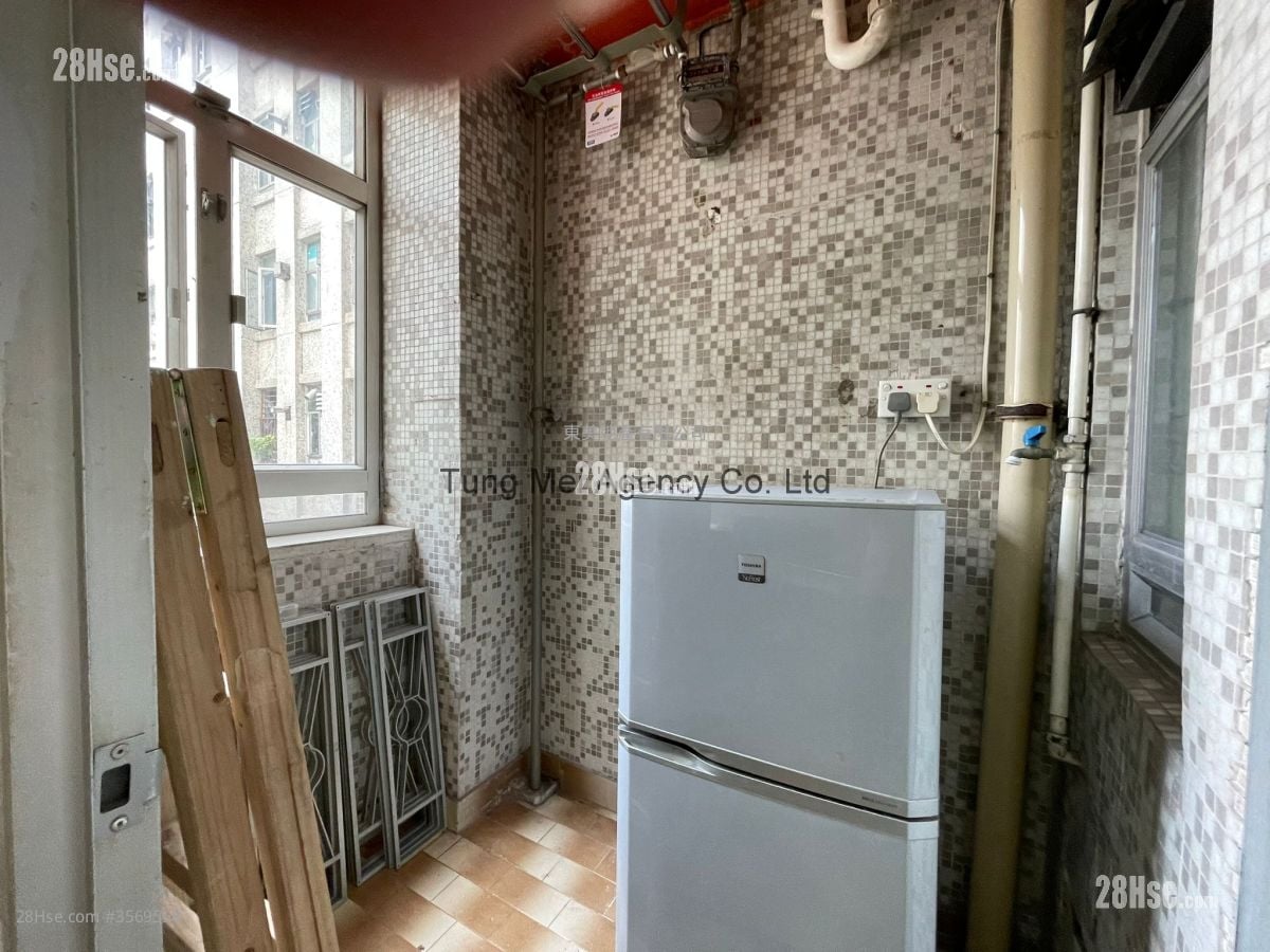 Siu Hei Court Rental 2 Bedrooms , 1 Bathroom 462 ft²