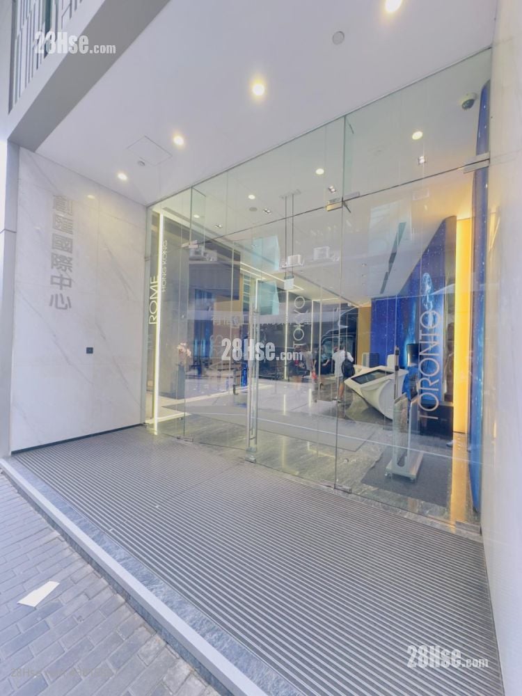 The Globe Rental 1 Toilet 783 ft²