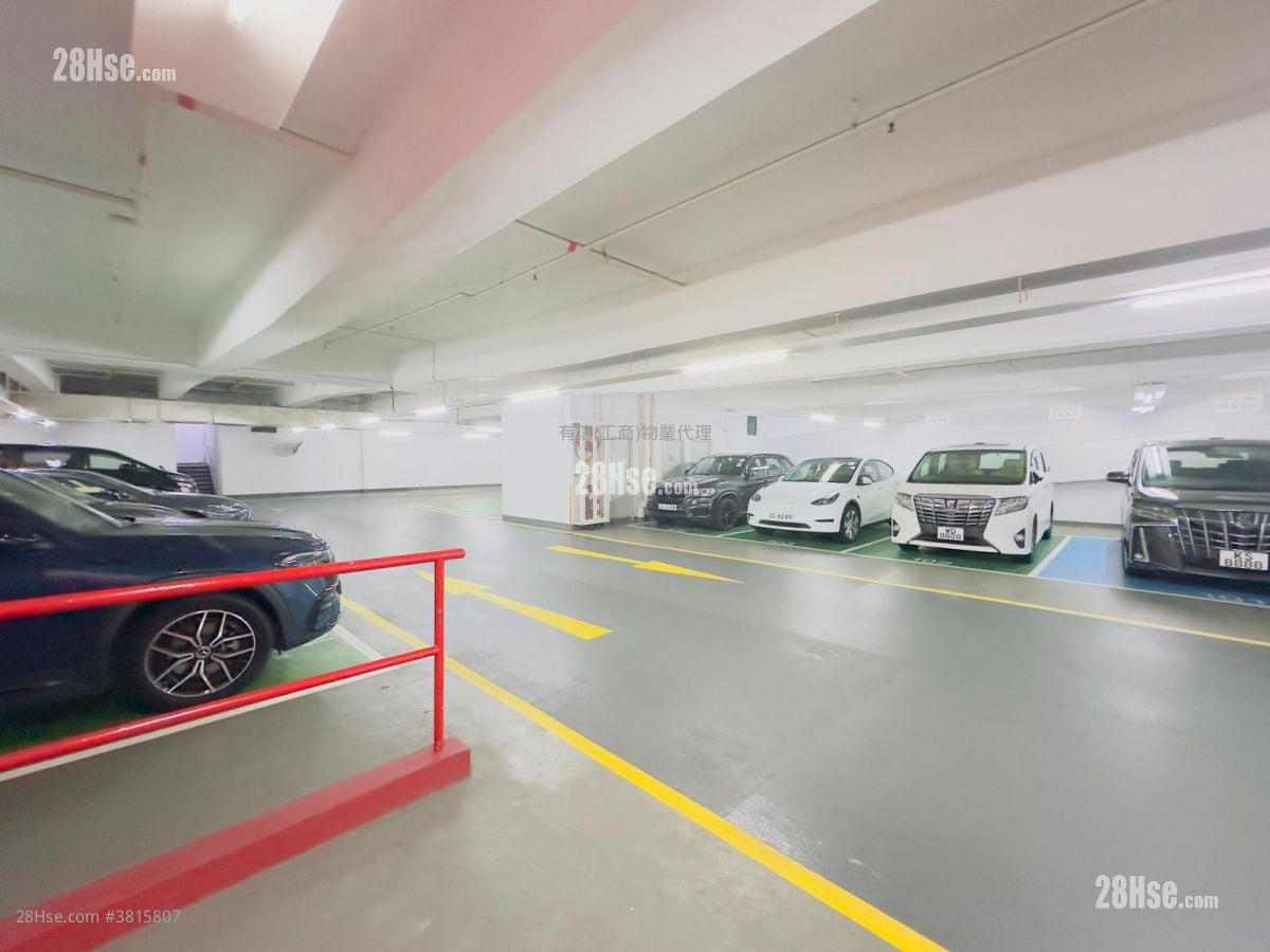 The Globe Rental 1 Toilet 783 ft²