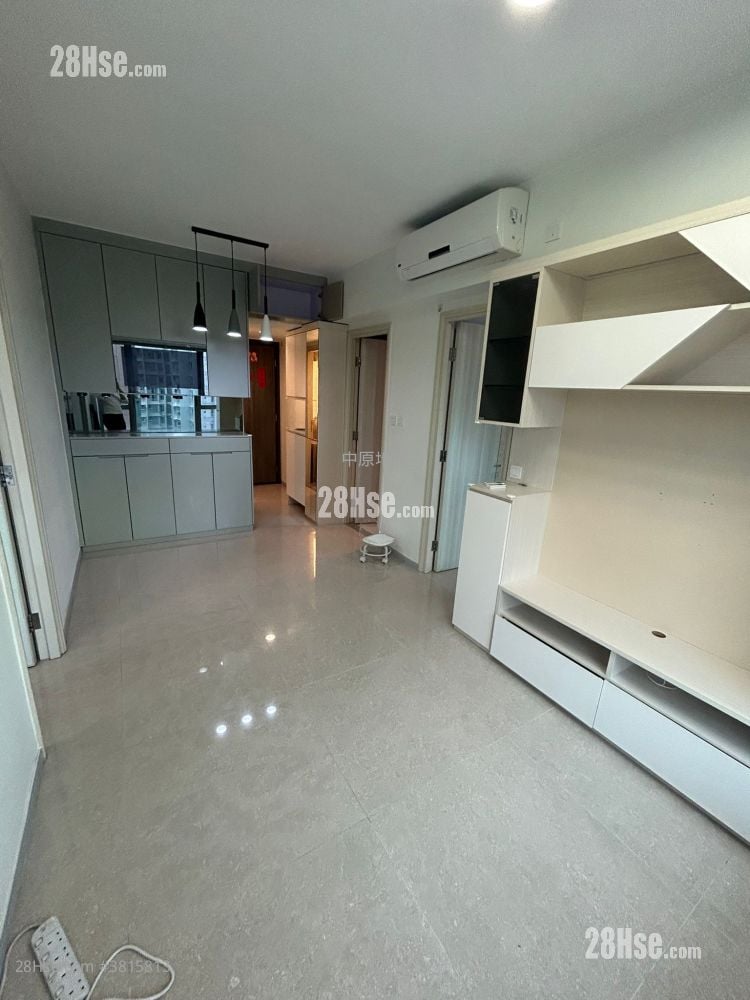 Yuccie Square Sell 2 Bedrooms , 1 Bathroom 429 ft²