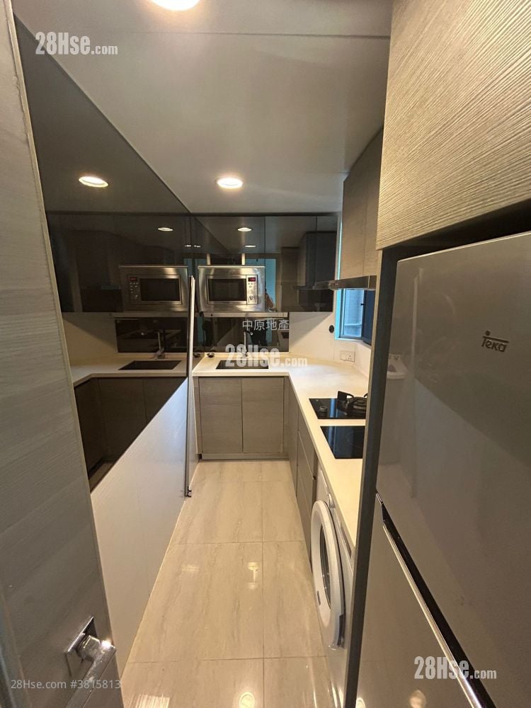 Yuccie Square Sell 2 Bedrooms , 1 Bathroom 429 ft²