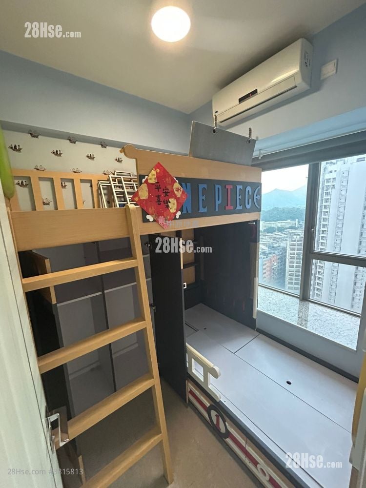 Yuccie Square Sell 2 Bedrooms , 1 Bathroom 429 ft²