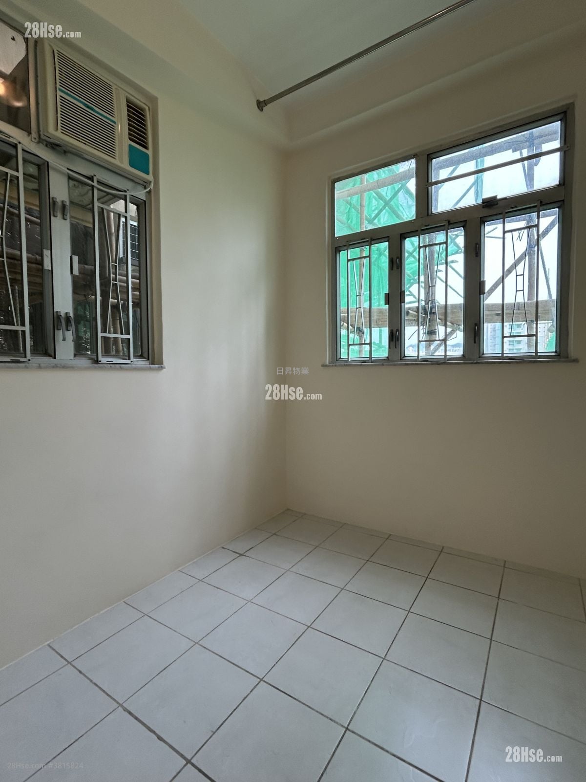 丽湾大厦 租盘 2 房 363 平方尺